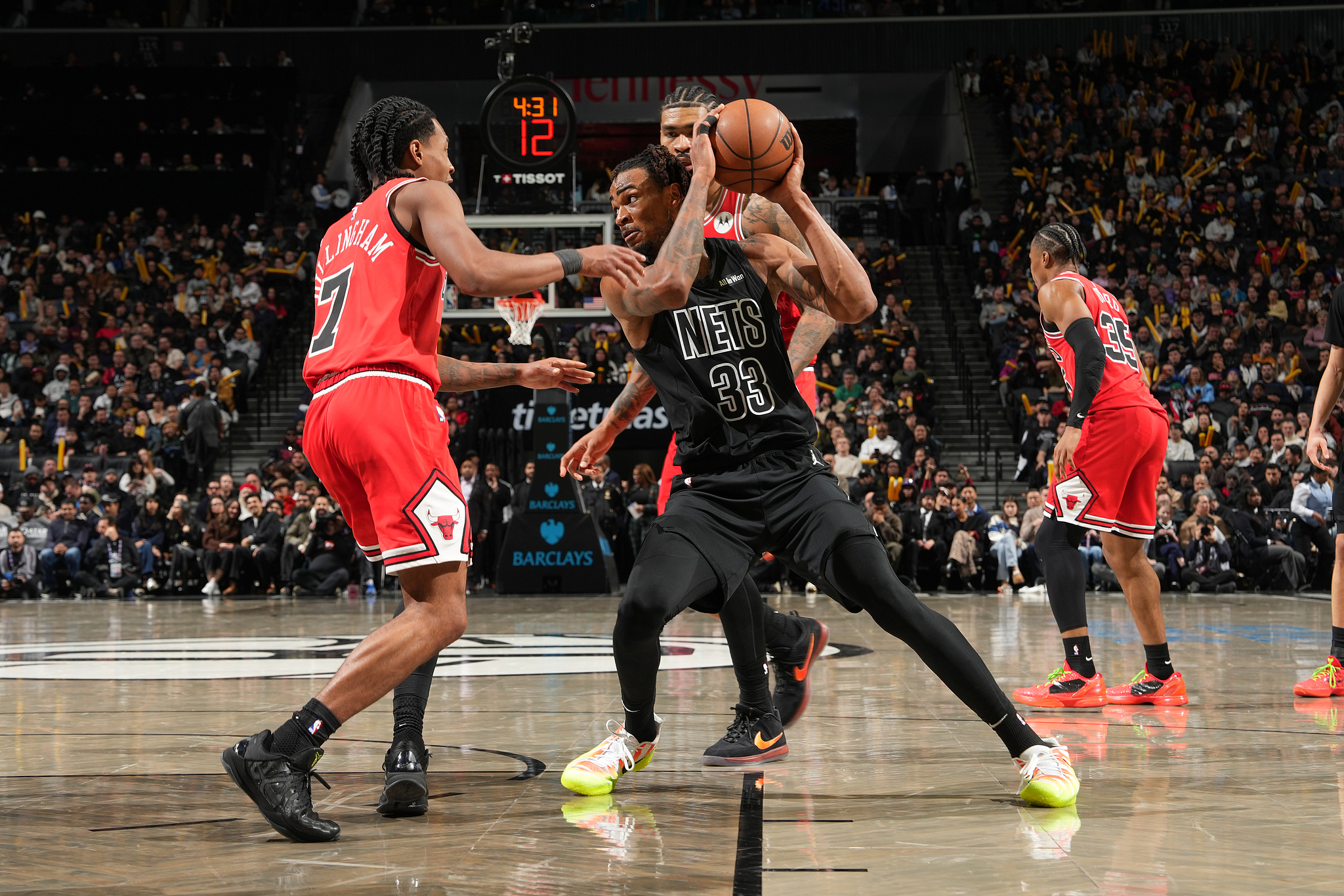 网页版登录入口-克拉克斯顿28+10西蒙斯23+7 篮网主场力擒公牛