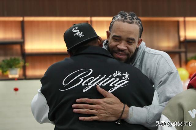 开云体育-北京男篮官方：全队对麦基的到来表示欢迎 也向马帝昂致以诚挚感谢